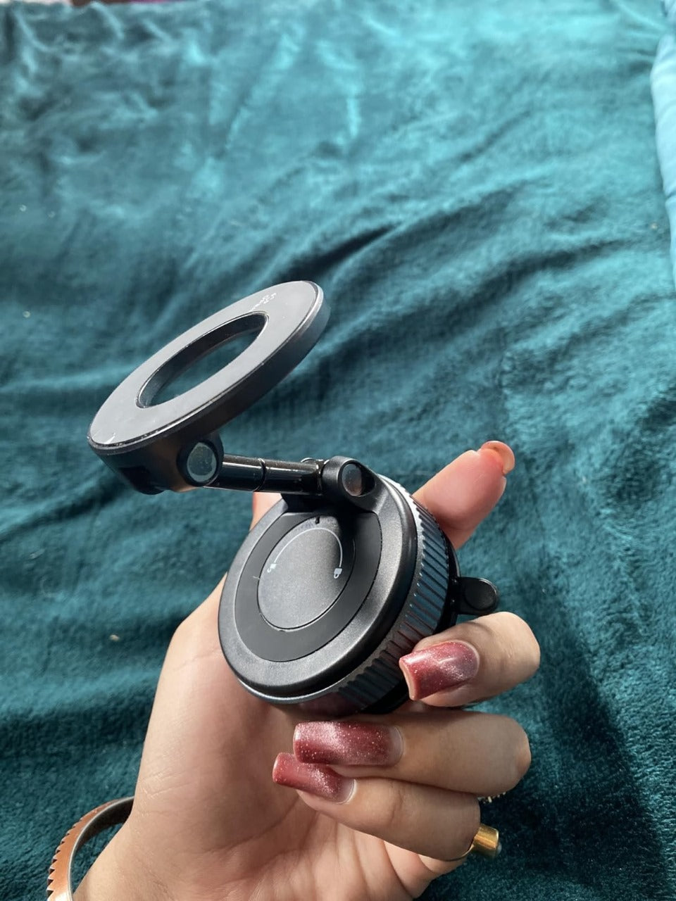 360° Magnetic Car Mobile Holder – Strong Grip, Smooth Ride!